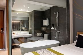Novus Giri Resort & Spa