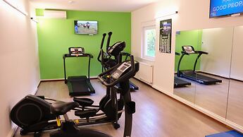 Ibis Styles Charleroi Airport Aero44