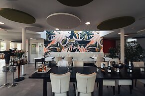 Ibis Styles Charleroi Airport Aero44