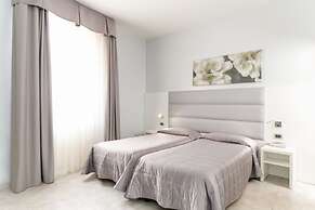 Hotel University