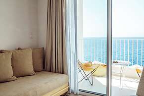 Les Roches Rouges, a Beaumier hotel
