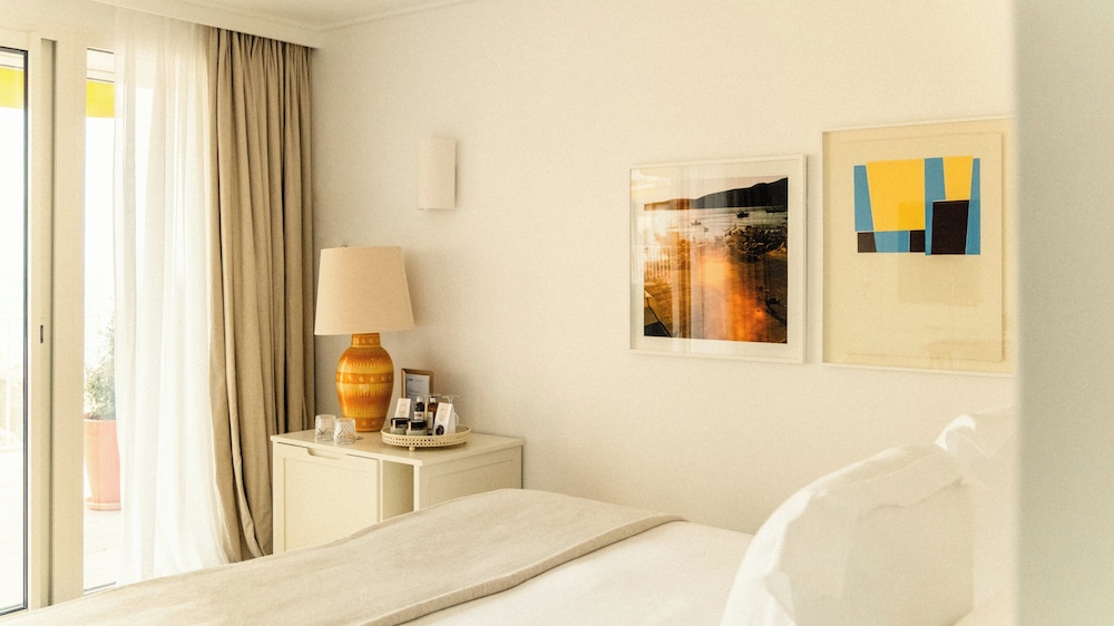 Les Roches Rouges, a Beaumier hotel