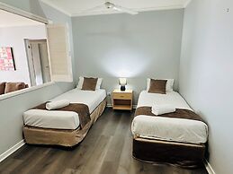 Caloundra Central Apartment Hotel