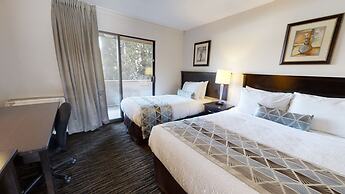 Recreation Inn & Suites
