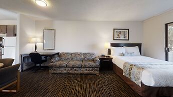Recreation Inn & Suites
