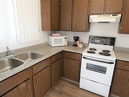Recreation Inn & Suites