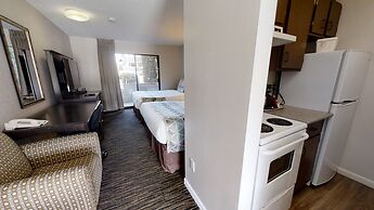 Recreation Inn & Suites