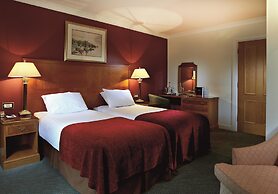 Elmers Court Hotel