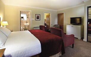 Elmers Court Hotel