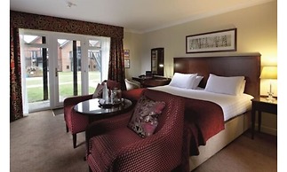 Elmers Court Hotel