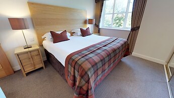 Elmers Court Hotel
