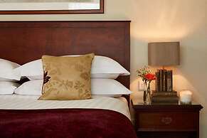 Elmers Court Hotel