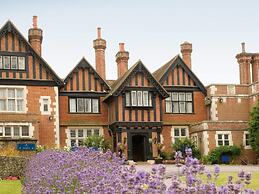Elmers Court Hotel