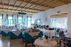Poseidon Hotel & Suites