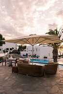 Poseidon Hotel & Suites