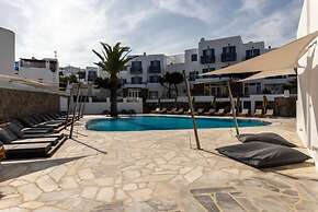 Poseidon Hotel & Suites