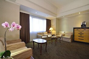 Lees Hotel
