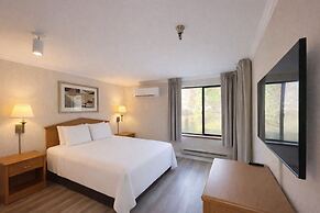 Friday Harbor Suites