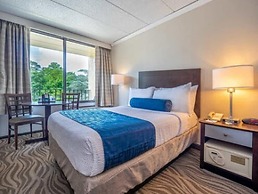 The Breakers Hotel & Suites