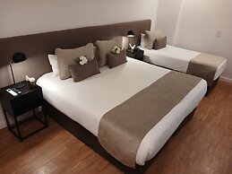 Waldorf Hotel