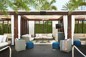 Fontainebleau Miami Beach