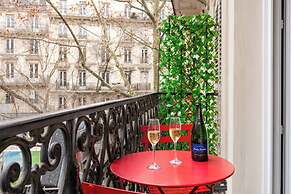Avalon Hotel Paris Gare du Nord