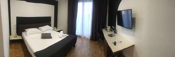 Black Hotel