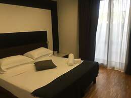 Black Hotel