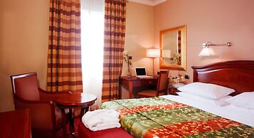 Best Western Premier Hotel Astoria