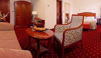 Best Western Premier Hotel Astoria