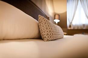 Friday Hotel