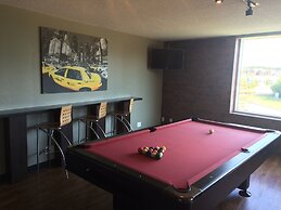 Residence & Conference Centre - Oakville