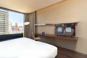B-Hotel