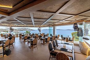 Saint John Hotel Villas & Spa