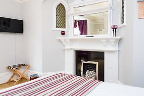The Lawn Guest House