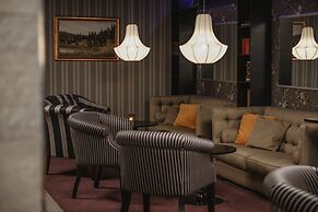 Home Hotel Bristol