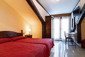 Tivoli Hotel