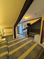 Tivoli Hotel