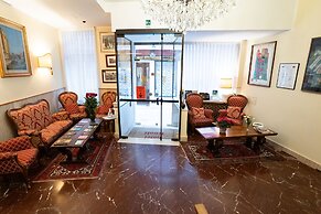 Tivoli Hotel