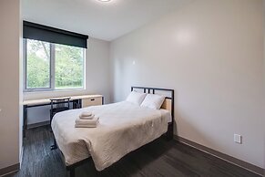 Residence & Conference Centre - Brampton