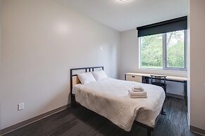 Residence & Conference Centre - Brampton