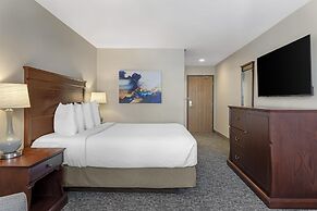 Best Western Plus Grand-Sault Hotel & Suites