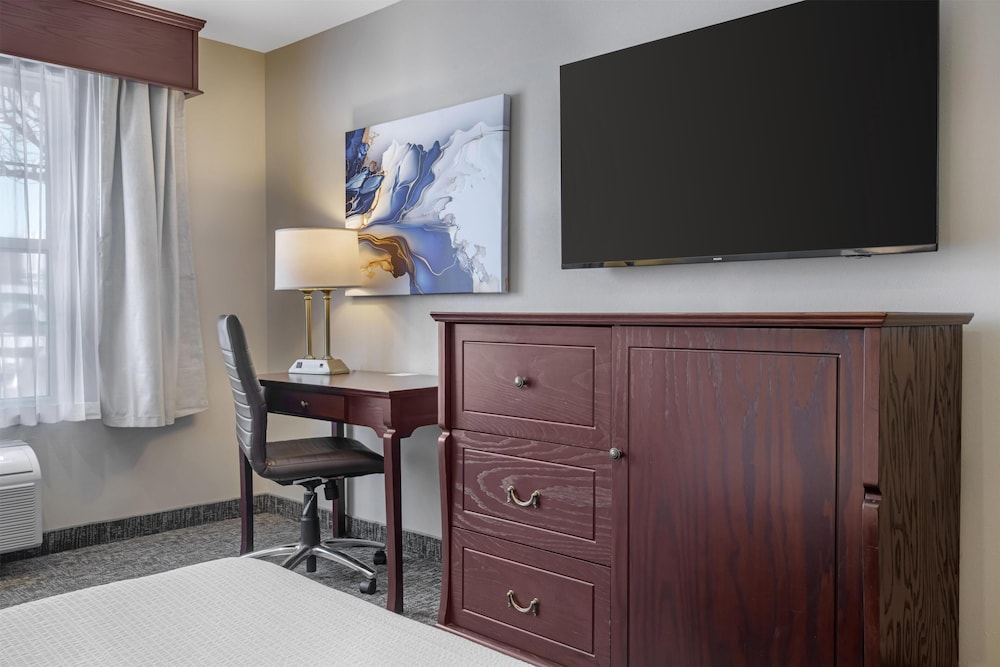 Best Western Plus Grand-Sault Hotel & Suites