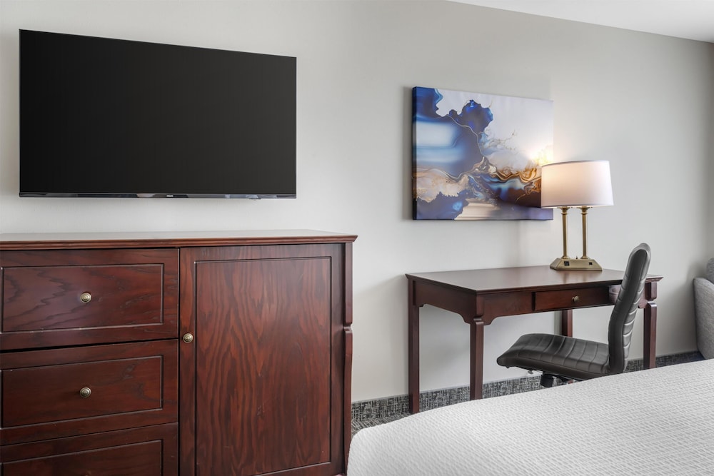 Best Western Plus Grand-Sault Hotel & Suites