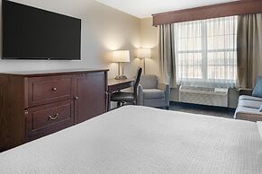 Best Western Plus Grand-Sault Hotel & Suites