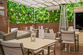 Dinya Lisbon Hotel