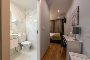 Dinya Lisbon Hotel