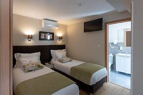 Dinya Lisbon Hotel