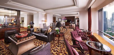 The Ritz-Carlton Jakarta, Mega Kuningan