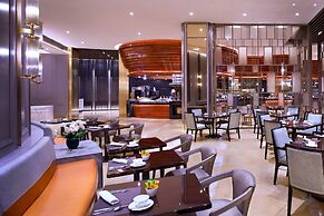 The Ritz-Carlton Jakarta, Mega Kuningan